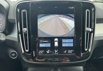 Volvo XC40 2021 Volvo XC 40 Volvo XC 40 T5 AWD Momentum 2.0 Benzyna 247KM, zdjęcie 13