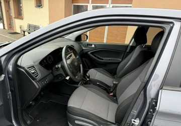 Hyundai i20 II Hatchback 5d Facelifting KAPPA 1.2 MPI 84KM 2018 Hyundai i20 1,2 84KM Klimatyzacja Kamera CarPlay 1.2 Benzyna 84KM, zdjęcie 22