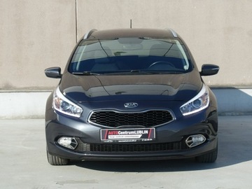 Kia Ceed II Kombi 1.6 GDI 135KM 2012 Kia Cee'd 1.6 Ben.135KM//Ledy/Czujniki, zdjęcie 4