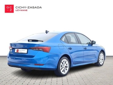 Skoda Octavia IV Liftback 1.5 TSI EVO 150KM 2021 Skoda Octavia SalonPL TSI 150KM Ambition LED Smartlink Selection RACE BLUE, zdjęcie 4