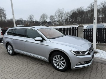 Volkswagen Passat B8 Variant 2.0 TDI BlueMotion SCR 150KM 2019 Volkswagen Passat 2,0 tdi 150 ps ładny swieżo, zdjęcie 1