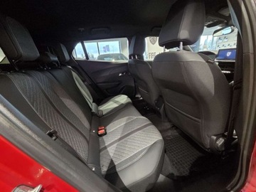Peugeot 2008 II SUV Facelifting 1.2 PureTech 130KM 2024 Peugeot 2008 1.2 PureTech 130 Allure EAT8 SalonPL Dealer Gwarancja Vat 23, zdjęcie 7