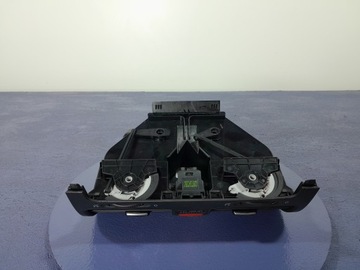 VW GOLF V CENTER AIR ВОЗДУШНАЯ РЕШЕТКА 1K0819743B