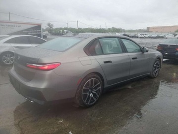 BMW Seria 7 G70 2024 BMW Seria 7 760xi 2024 4.4l 4.4 Benzyna 536KM, zdjęcie 3