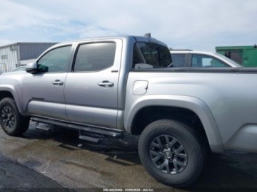 Toyota Tacoma II 2021 Toyota Tacoma SR5 V6 2021 3.5 Benzyna 278KM, zdjęcie 2