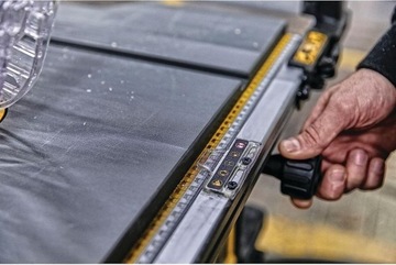 ЦИРКУЛЯРНАЯ НАСТОЛЬНАЯ ПИЛА, НАСТОЛЬНАЯ ПИЛА 2000ВТ 30ММ DEWALT