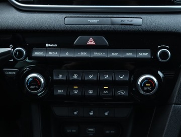 Kia Sportage IV SUV Facelifting 1.6 T-GDI 177KM 2018 Kia Sportage 1.6 T-GDI, Salon Polska, zdjęcie 15