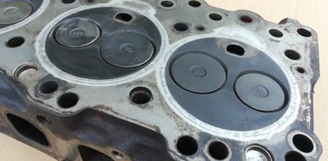 головка двигателя в сборе с клапанами ISUZU C240 ​​4LB1
