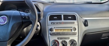 Fiat Punto Grande Punto Hatchback 5d 1.4 16V 95KM 2009 Fiat Grande Punto 1.4 benzyna 95 KM Klima bezwypadkowy oplacony 1.4 95KM, zdjęcie 19