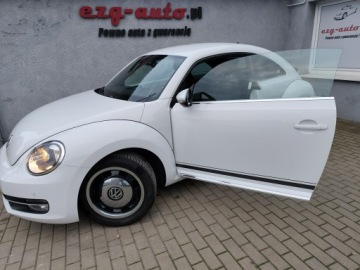 Volkswagen Beetle Hatchback 3d 1.6 TDI 105KM 2015 Volkswagen Beetle bezwypadkowy wyposażen, zdjęcie 1