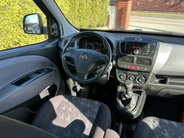 Opel Combo D Tour 1.4 95KM 2014 Opel Combo 1.4i 2Fast bardzo zadbany,serwisowany, zdjęcie 8