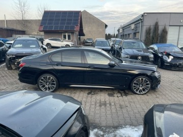 BMW Seria 7 G11-G12 Sedan Facelifting 3.0 740d 340KM 2021 BMW 740 Long Mpakiet Xdrive Pamięć Pneumatyka, zdjęcie 3