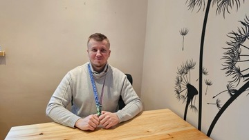 Ремешок с черникой, инфорастущий брелок, измерительная лента