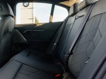 BMW Seria 5 G90-91 Touring 2.0 520d 197KM 2025 BMW Seria 5 520d xDrive Sport Sedan 2.0 (197KM) 2025, zdjęcie 14