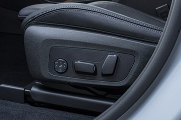 BMW X4 G02 SUV Facelifting 2.0 20d 190KM 2025 BMW X4 xDrive20d DEMO - Koła zimowe w cenie!, zdjęcie 12