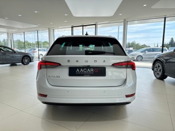 Skoda Octavia IV Kombi 2.0 TDI 115KM 2022 Skoda Octavia Ambition / 1 właściciel / Salon Pols, zdjęcie 2