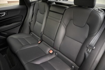 Volvo XC60 II Crossover D3 150KM 2018 SZARE XC60 __ PIĘKNIE UTRZYMANE __KUBEŁKOWE FOTELE, zdjęcie 29