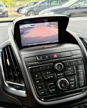 Opel Zafira C Tourer 1.6 CDTI Ecotec 120KM 2016 Opel Zafira 7 osobowa KAMERA radar grzana kierownica i fotele bixenon COSM, zdjęcie 6