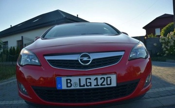Opel Astra J Hatchback 5d 1.6 Turbo ECOTEC 180KM 2010 Opel Astra 1.6TB Automat Klima Sprowadzony Oplacony 1.6 Benzyna 180KM, zdjęcie 3