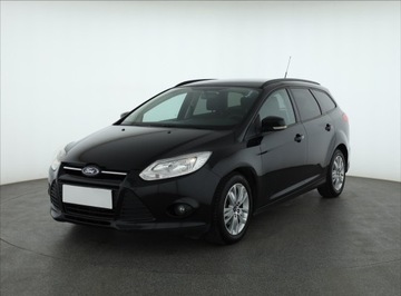 Ford Focus III Kombi 1.0 EcoBoost 125KM 2013 Ford Focus 1.0 EcoBoost, Klima, Parktronic,ALU, zdjęcie 1