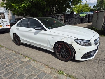 Mercedes Klasa C W205 Limuzyna AMG AMG 63 S 510KM 2015 MERCEDES-BENZ KLASA C AMG s C 63 S 510 KM W205, zdjęcie 7