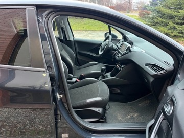 Peugeot 208 I Hatchback 5d Facelifting 1.6 BlueHDi 100KM 2016 Peugeot 208 1.6 diesel panorama dach zarej w PL ksiazka serwis zamiana, zdjęcie 24