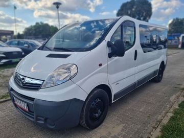 Opel Vivaro A Combi L1 2.0 CDTI 115KM 2014