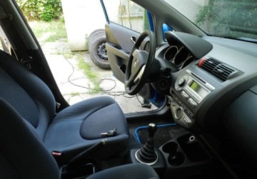 Honda Jazz II 1.4 83KM 2005 Honda Jazz KLIMATRONIK 1,4 po liftowy BEZ RDZY gotowy do jazdy 1.3 Benzyna, zdjęcie 10