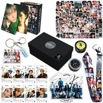 Stray Kids FOTOKARTKA KARTA CZUJĘ LOMO ALBUM PREZENT ZESTAW PUDEŁKA