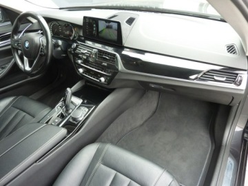 BMW Seria 5 G30-G31 Limuzyna 520d 190KM 2017 BMW 520 D*X-Drive*2.0, zdjęcie 18