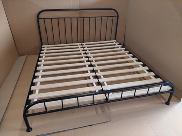 Łóżko metalowe Karo 140x200 z niskim przodem