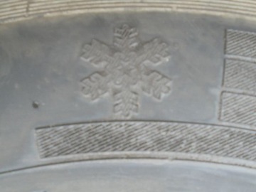 МУЖСКОЕ КОЛЕСО СТАЛЬНОЙ ОБОД ШИНА 385/55R22.5