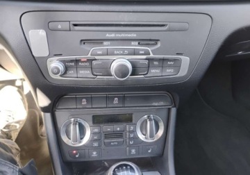 Audi Q3 I SUV 2.0 TDI 140KM 2012 Audi Q3 2012r, 2.0 TDI. Uszkodzony przod. 2.0 Diesel 140KM, zdjęcie 14