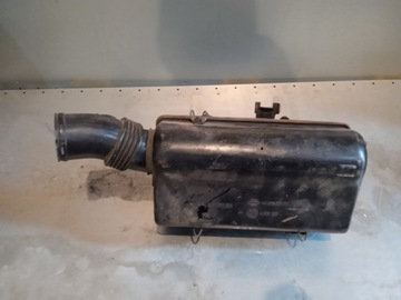 Obudowa filtra powietrza BMW e30
