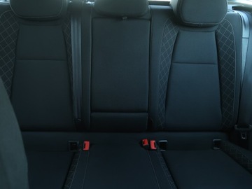 Skoda Karoq Crossover 1.6 TDI 115KM 2019 Skoda Karoq 1.6 TDI, Salon Polska, VAT 23%, Klima, zdjęcie 9