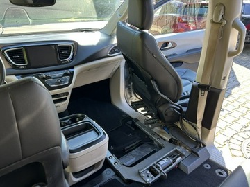 Chrysler Pacifica II 3.6 V6 291KM 2019 Chrysler Pacifica Możliwość przewozu, zdjęcie 8