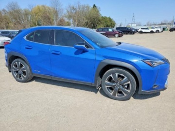 Lexus UX 2021 Lexus UX 250H 2021 2.0 Hybryda Plug-in 181KM, zdjęcie 4