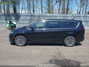 Chrysler Pacifica II 2024 Chrysler Pacifica Hybrid Select 2024 3.6l 3.6 Hybryda 260KM, zdjęcie 2