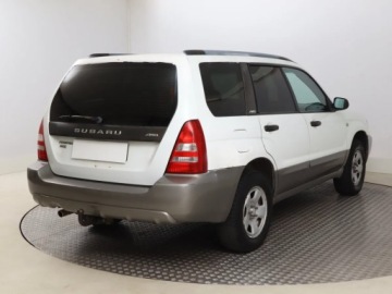 Subaru Forester II 2.0 X 125KM 2003 Subaru Forester 2.0, GAZ, 4X4, Automat, HAK, zdjęcie 4