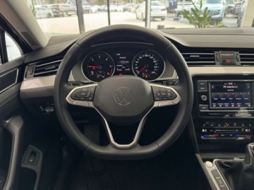 Volkswagen Passat B8 Variant Facelifting 2.0 TDI SCR 150KM 2023 Volkswagen Passat Business ACC LED Hak CarPlayAndroid Auto Podgrzewan, zdjęcie 13