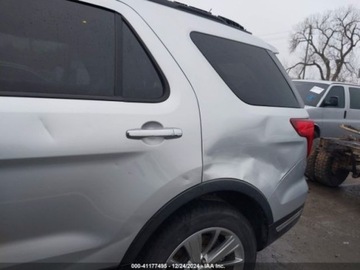 Ford Explorer VI 2019 Ford Explorer 2019 Ford Explorer Limited 4WD 3.5 Benzyna 290KM, zdjęcie 3