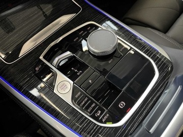 BMW X5 G05 SUV Facelifting 3.0 30d 298KM 2025 BMW X5 xDrive30d Sport Suv 3.0 (298KM) 2025, zdjęcie 9
