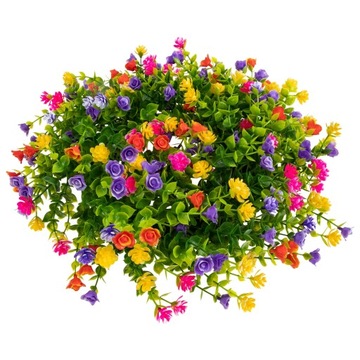 Искусственная стена с венком из зеленых цветов