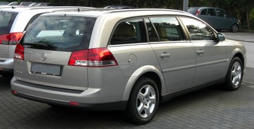 OPEL VECTRA C 02- KOMBI SVĚTLO LEVÝ ZADNÍ 13184022