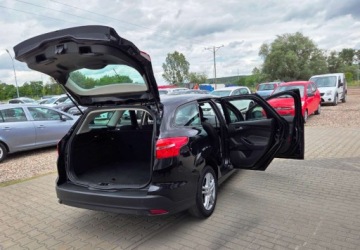 Ford Focus III Kombi Facelifting 1.5 TDCi ECOnetic 105KM 2015 Ford Focus 1,5 Diesel 105 km 1.5 Diesel 105KM, zdjęcie 23