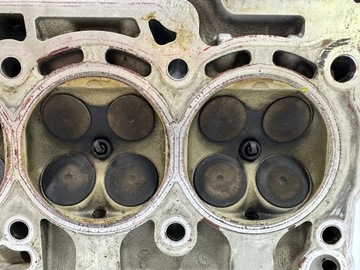 AUDI A4 B9 A5 1.4 HLAVA KOMPLETNÍ 04E103404AE