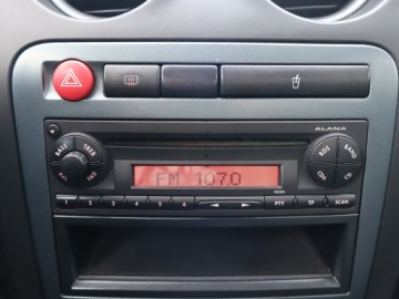 Seat Ibiza III 1.4 TDi 70KM 2008 Seat Ibiza 1.4 TDI, Klima, Klimatronic, zdjęcie 11