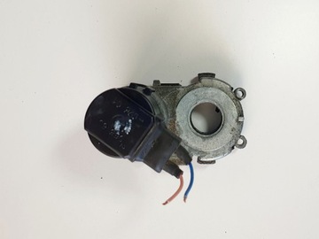 МОТОР СКЛАДЫВАНИЯ ПРАВОГО ЗЕРКАЛА AUDI A6 C6