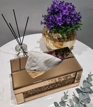 Коробка CRYSTAL TRANSFERS GLAMOUR OUTLET 109H