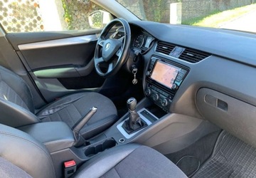 Skoda Octavia III Kombi 1.6 TDI CR DPF 110KM 2014 Skoda Octavia Skoda Octavia 1.6 TDI (Green tec) Ambition 1.6 Diesel 110KM, zdjęcie 21